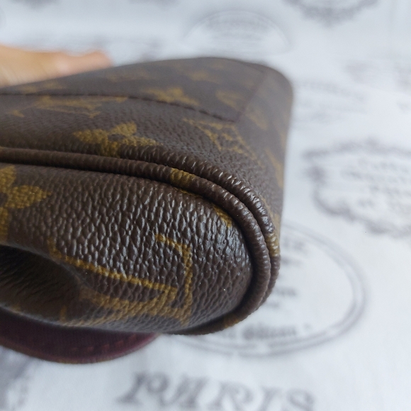 ❣️SOLD❣️Louis Vuitton Favorite PM - Picture 4 of 15